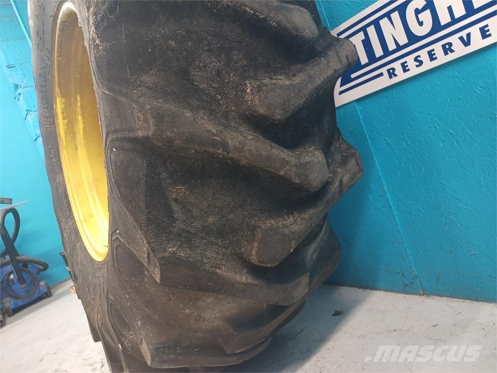  26 18.4-26 الإطارات والعجلات والحافات