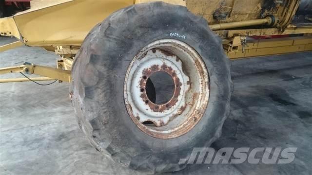  28 16.9R28 الإطارات والعجلات والحافات