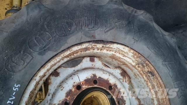  28 16.9R28 الإطارات والعجلات والحافات