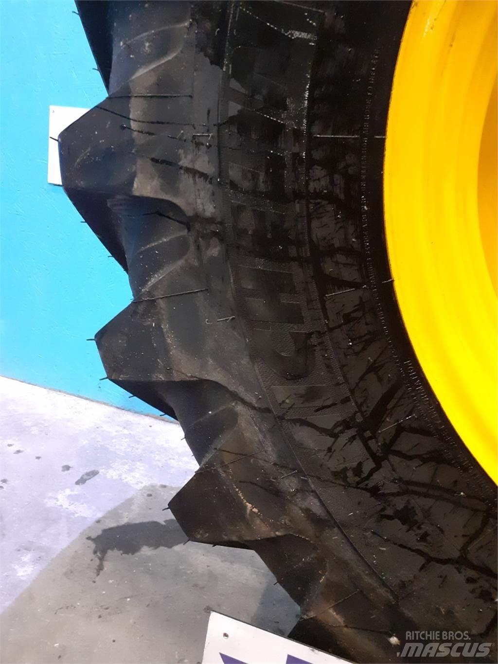  28 440/80R28 الإطارات والعجلات والحافات