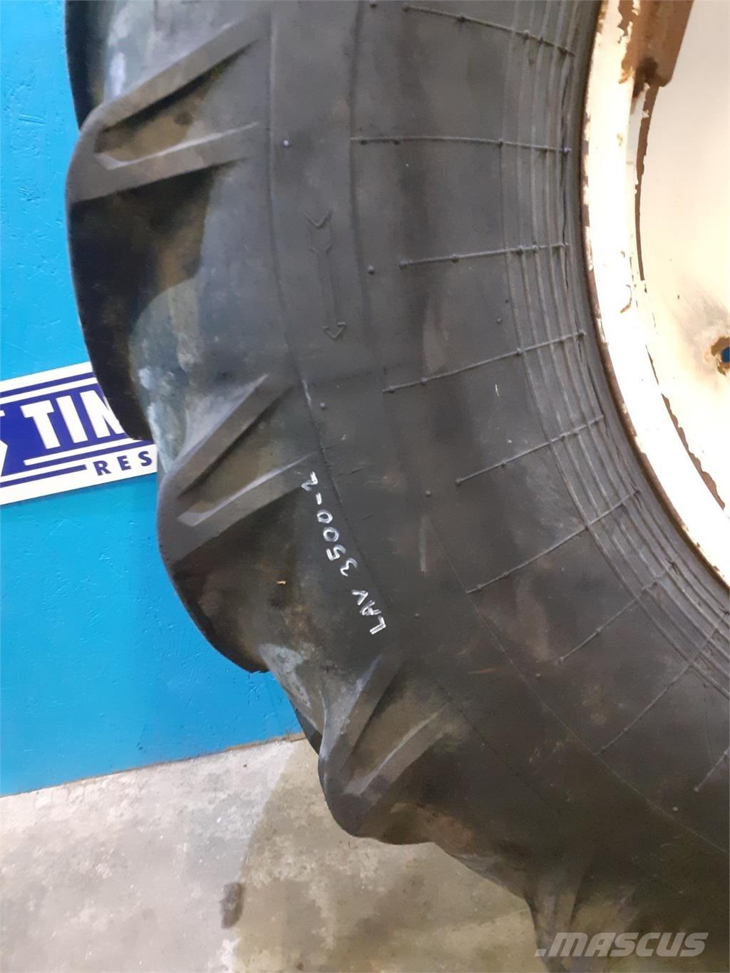  30 18.4/15-30 الإطارات والعجلات والحافات