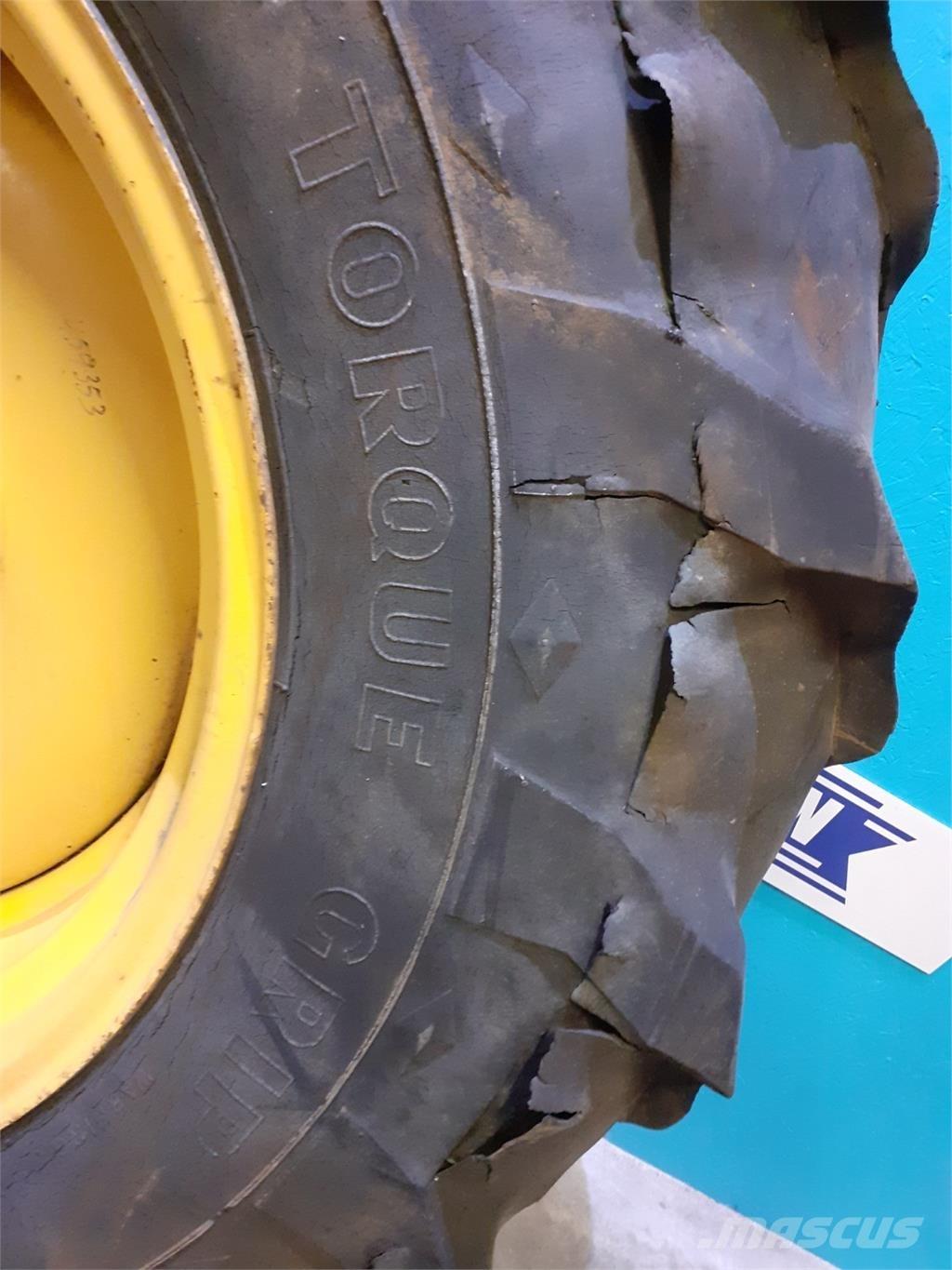  30 18.4-30 الإطارات والعجلات والحافات