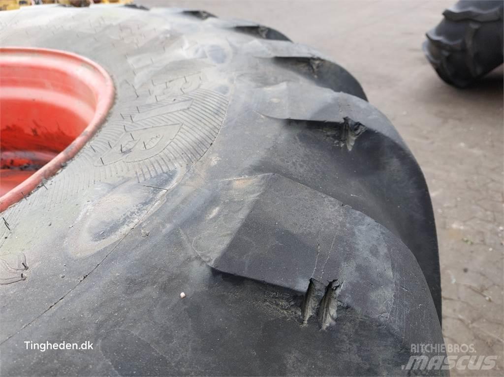  32 1050/50 R32 الإطارات والعجلات والحافات