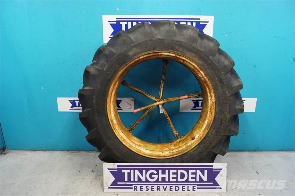  38 16.9-38 الإطارات والعجلات والحافات