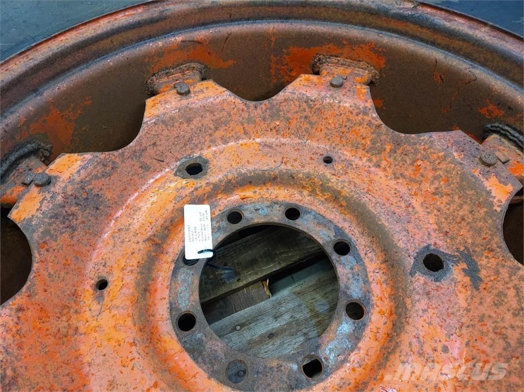  38 18.4 R38 الإطارات والعجلات والحافات