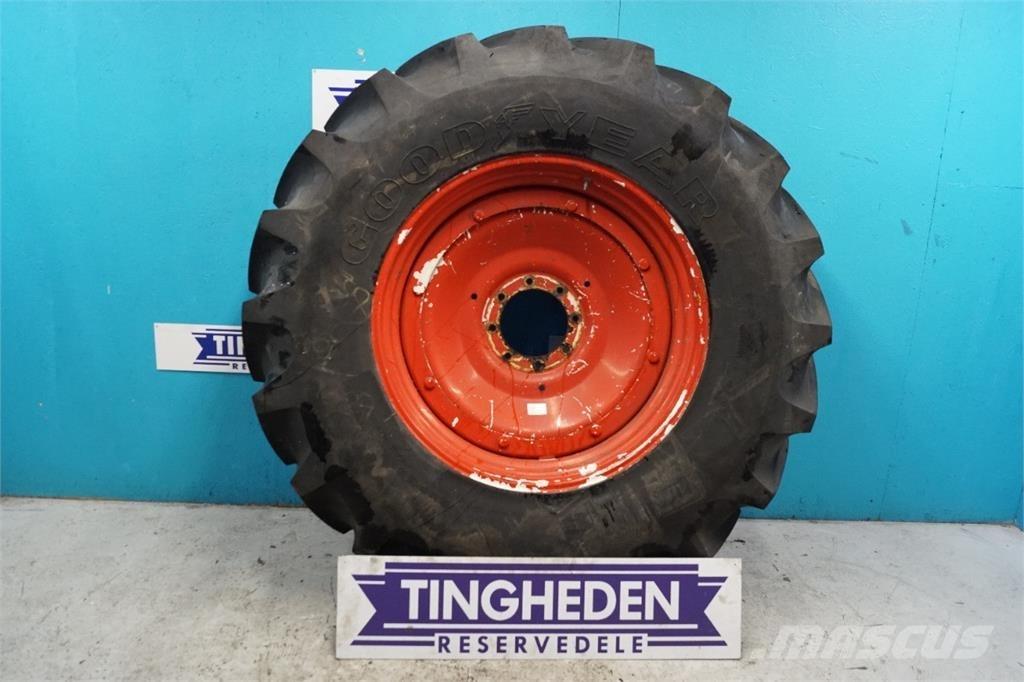  38 20.8R38 الإطارات والعجلات والحافات