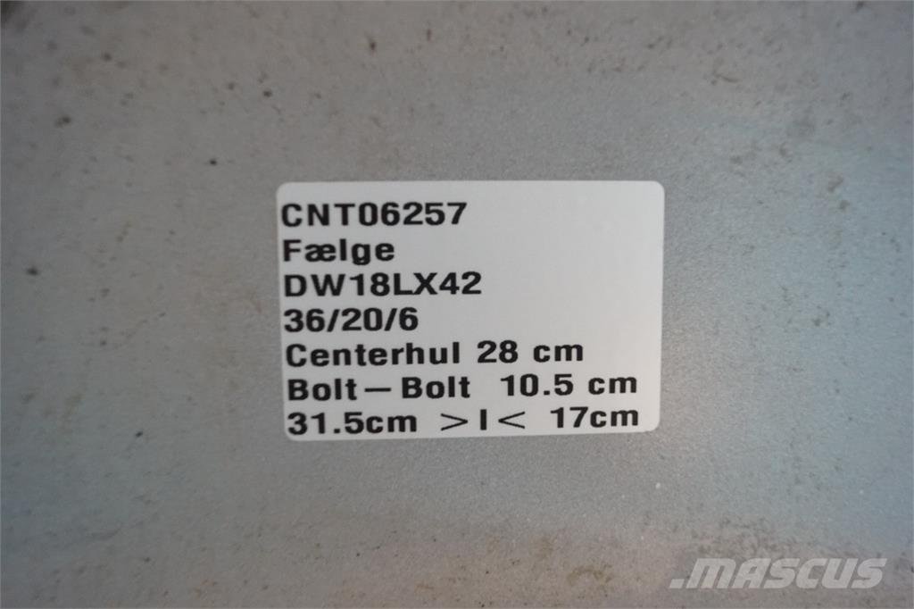  42 DW18LX42 الإطارات والعجلات والحافات