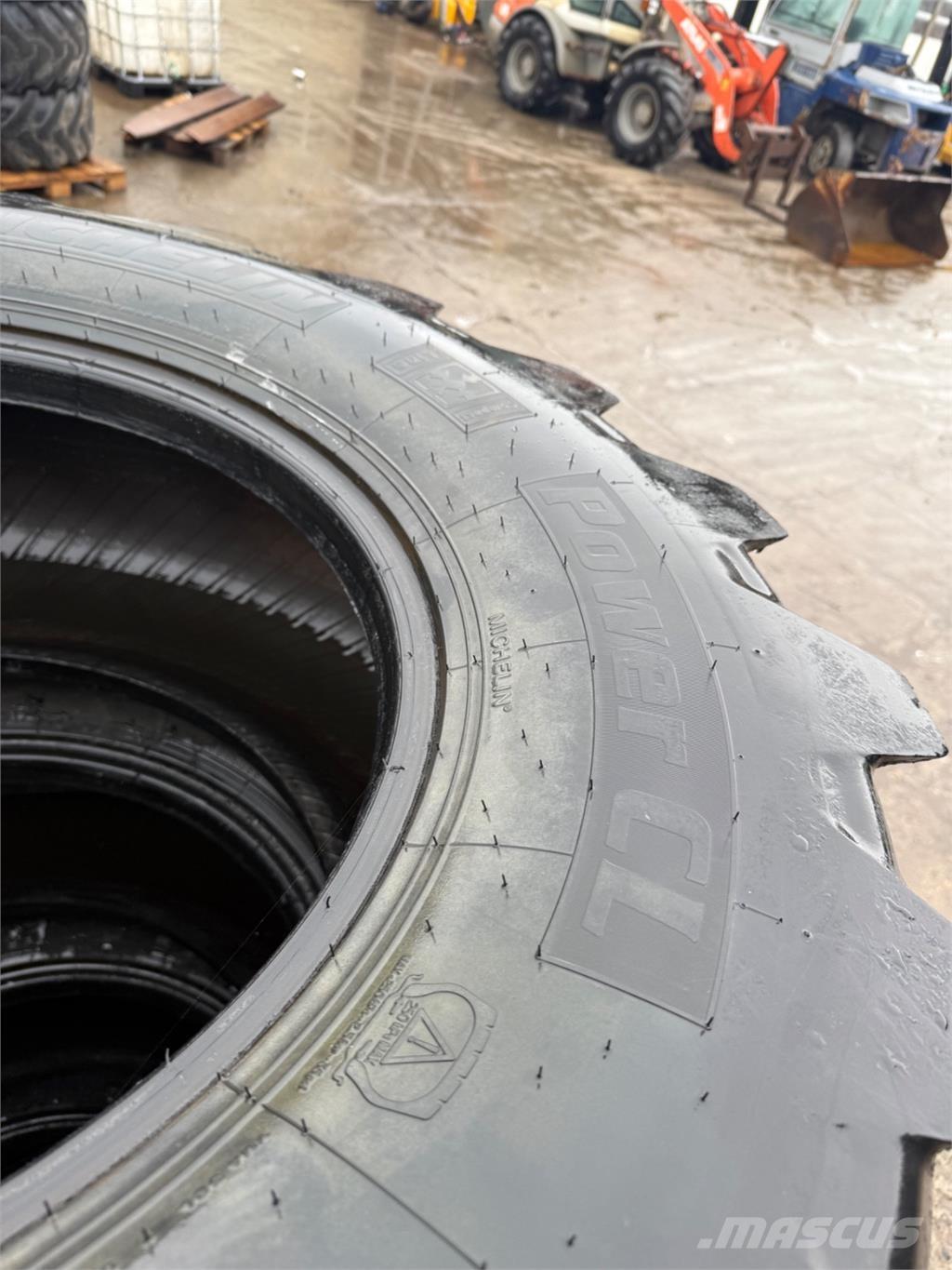  440/80-24 الإطارات والعجلات والحافات