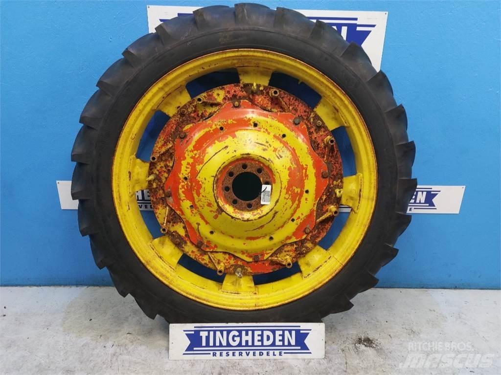 48 11.2-48 الإطارات والعجلات والحافات
