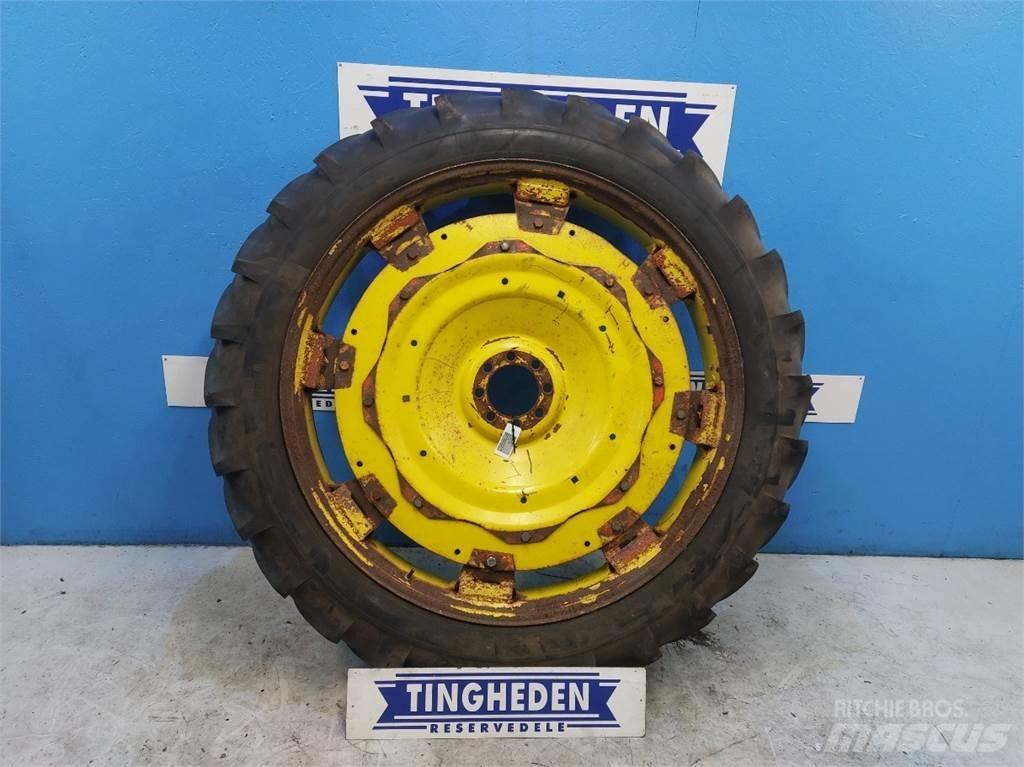  48 11.2-48 الإطارات والعجلات والحافات