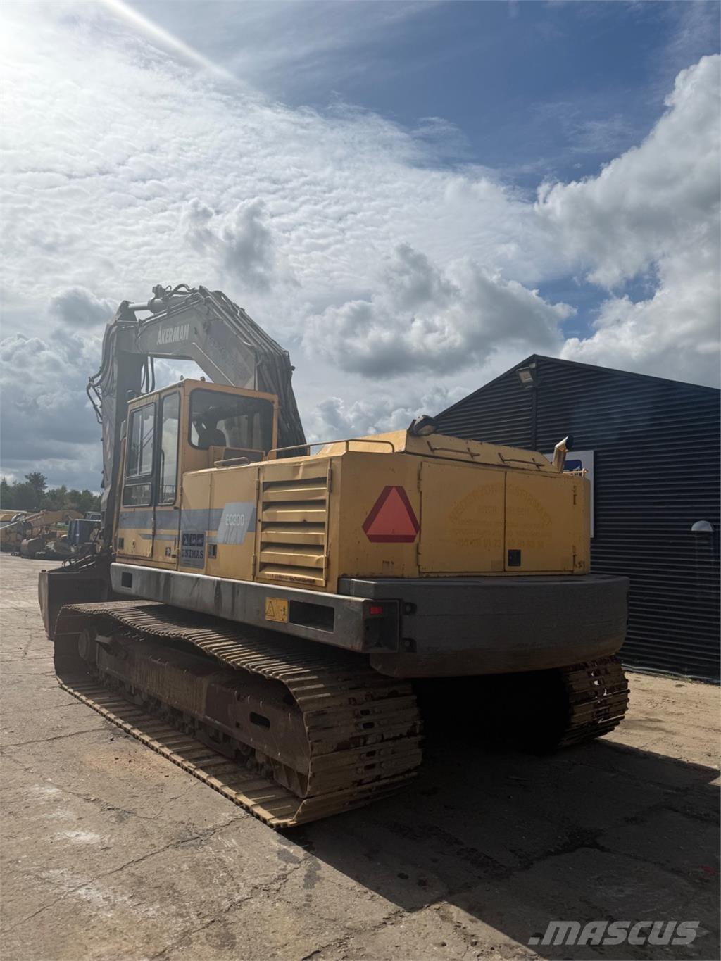 Åkerman EC300 حفارات زحافة