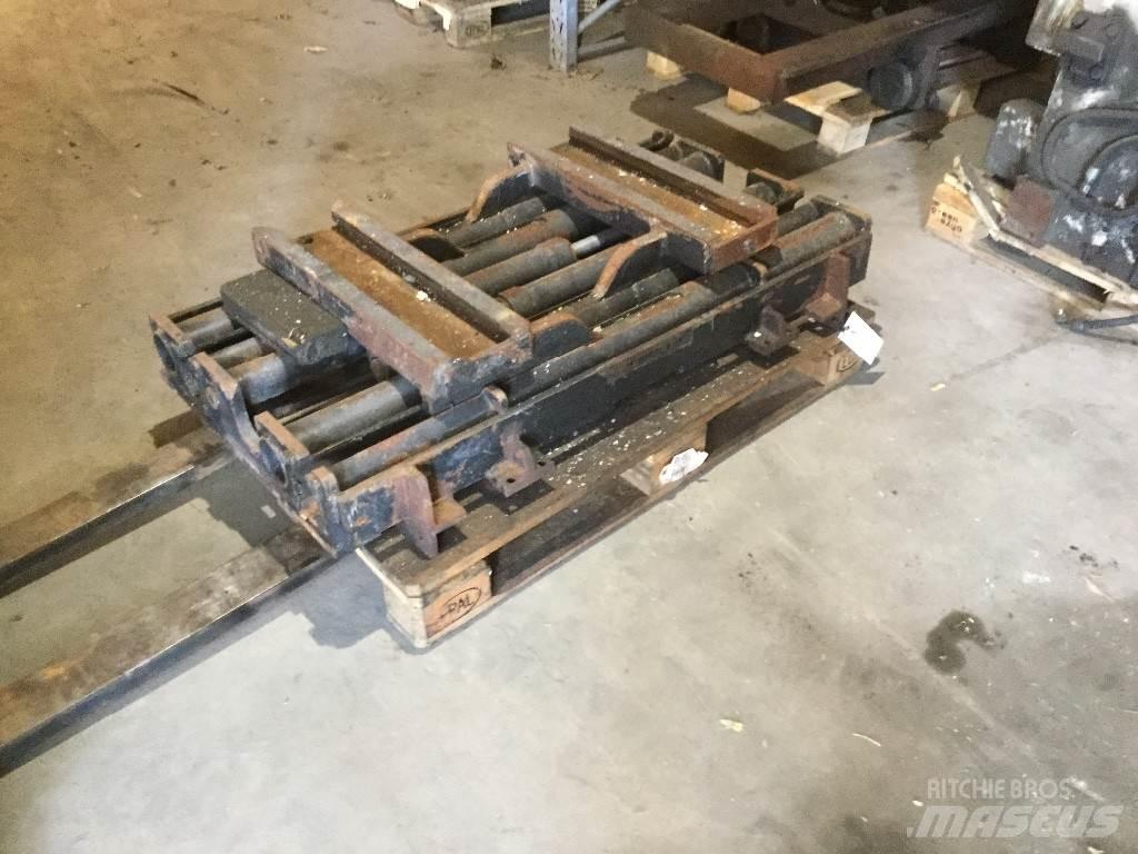 Cascade 4 tons ملزمات شوكية