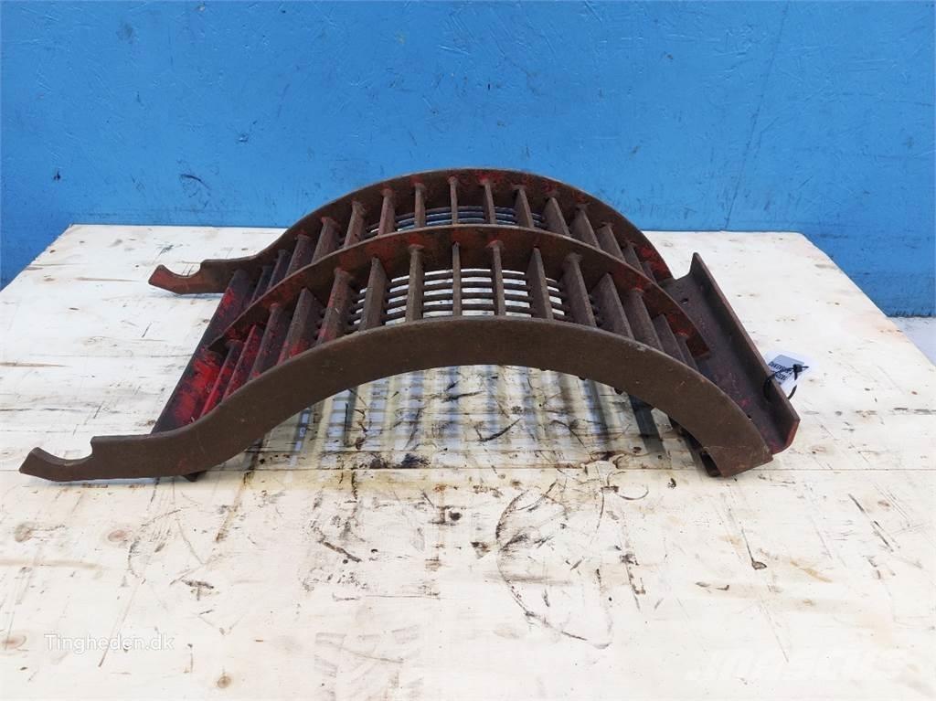 CASE 1620 ملحقات الحصادات