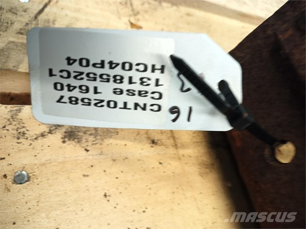CASE 1640 ملحقات الحصادات
