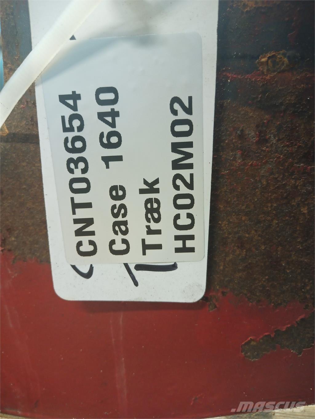 CASE 1640 ملحقات الحصادات