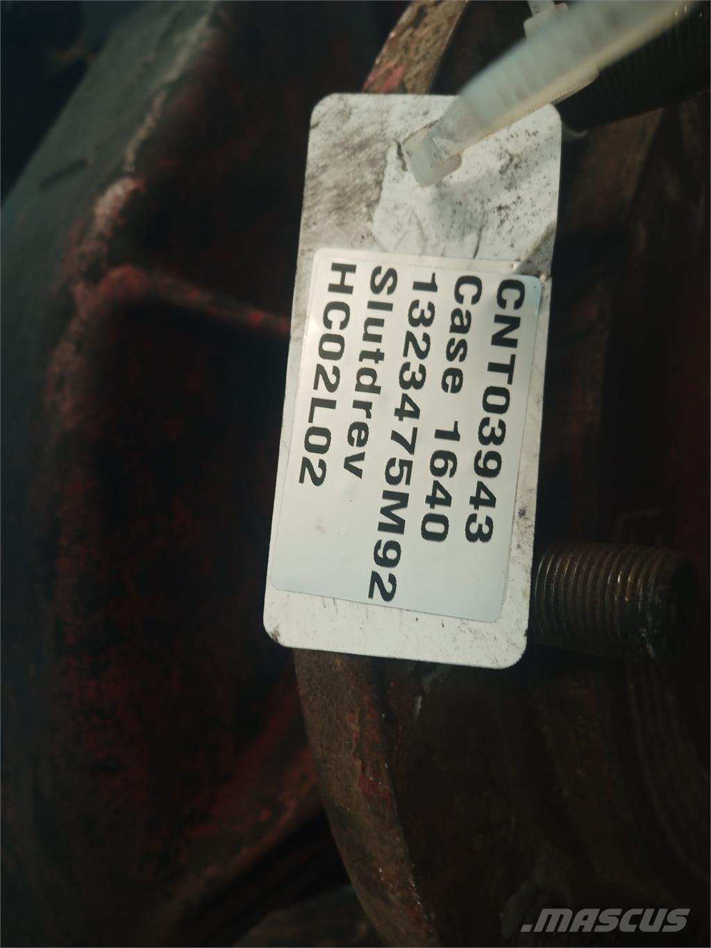CASE 1640 ملحقات الحصادات