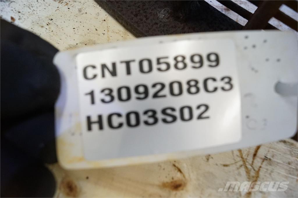 CASE 1640 ملحقات الحصادات