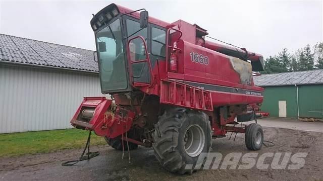 CASE 1660 حصادات