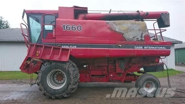 CASE 1660 حصادات