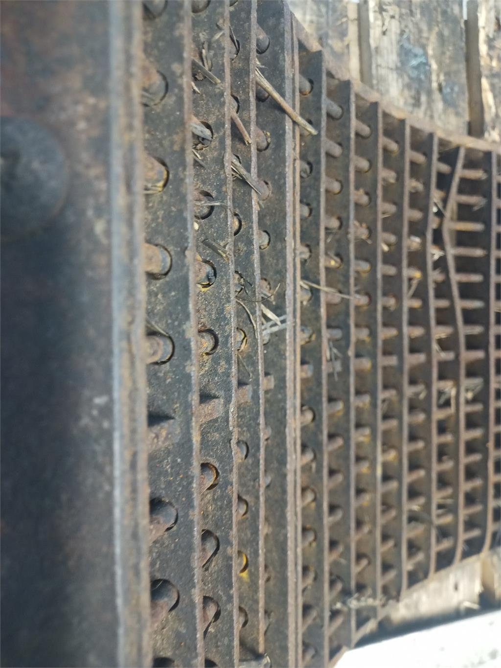 CASE 2388 ملحقات الحصادات