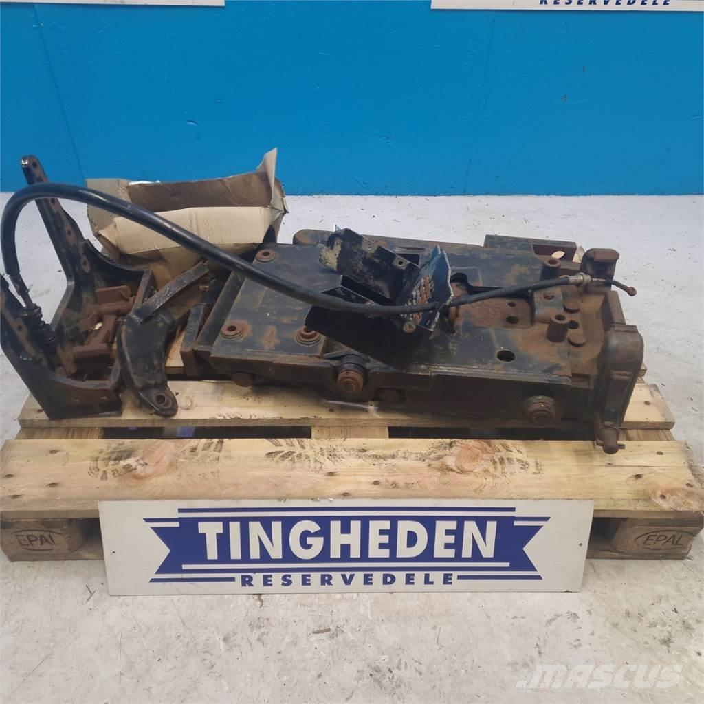 CASE 5150 ملحقات أخرى للجرارات