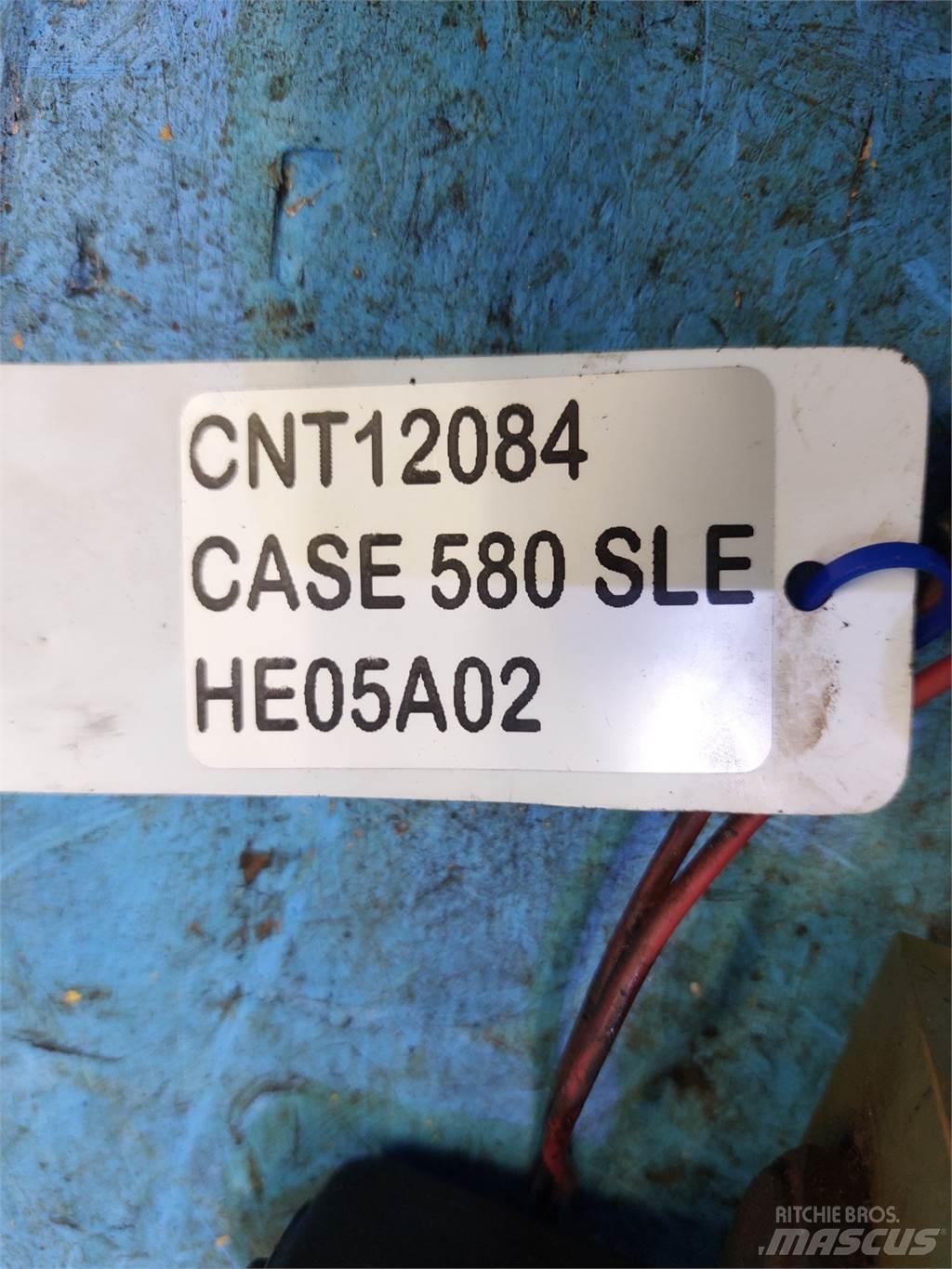 CASE 580 SLE إلكترونيات