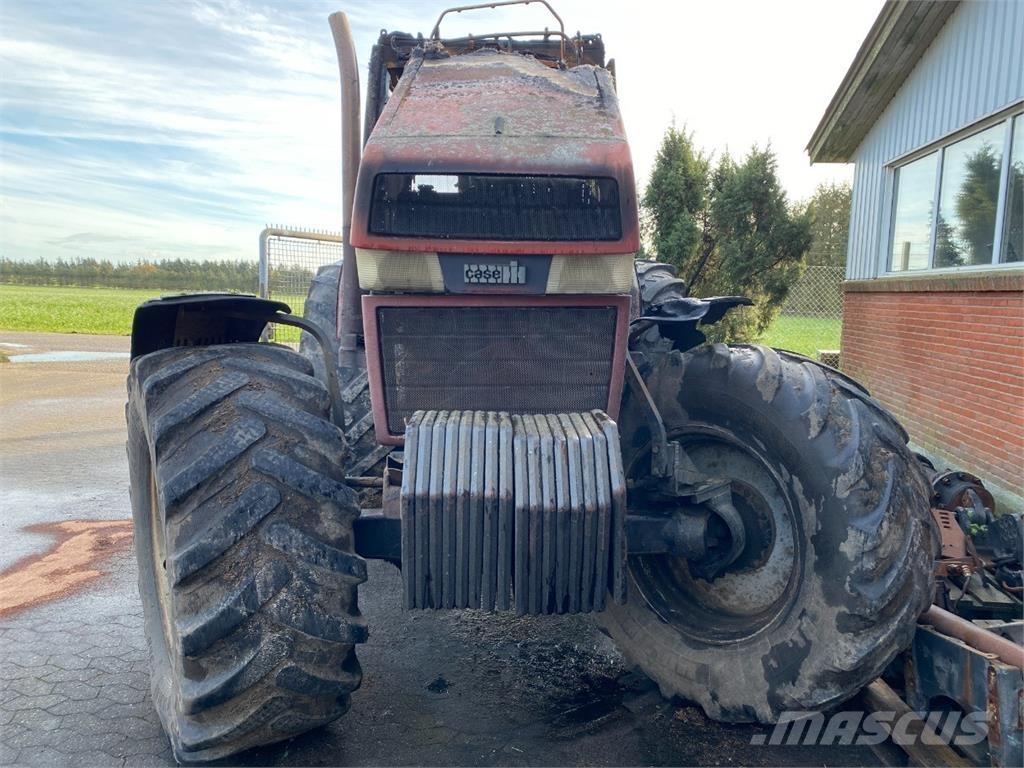 CASE 7130 الجرارات