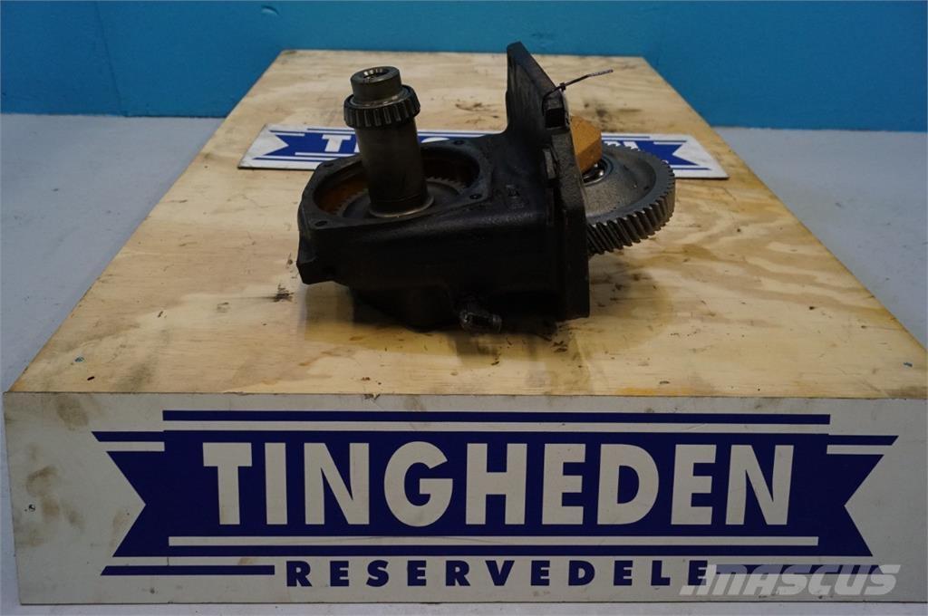 CASE 7130 أجهزة نقل