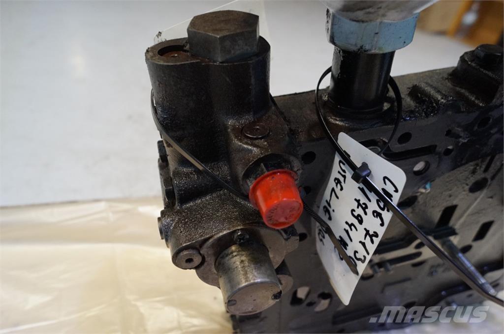 CASE 7130 أجهزة نقل