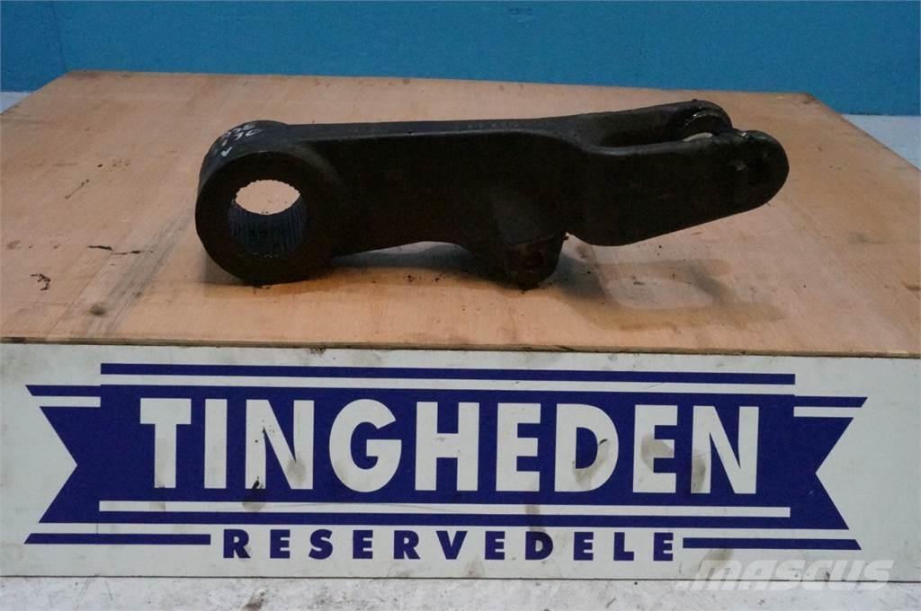 CASE 7130 ملحقات أخرى للجرارات