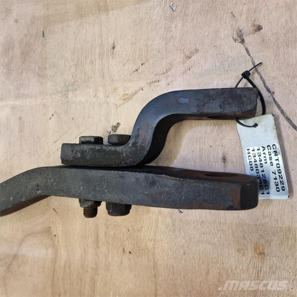 CASE 7130 ملحقات أخرى للجرارات