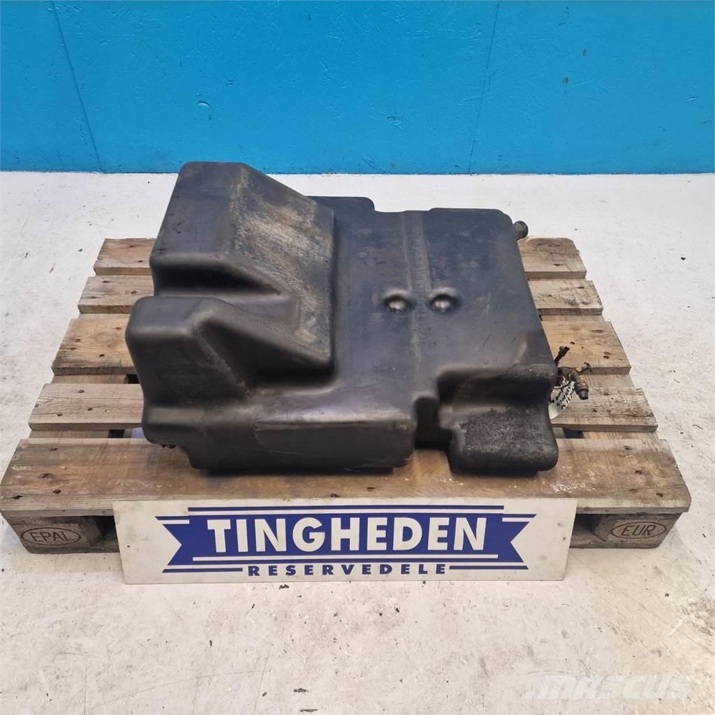 CASE 7130 ملحقات أخرى للجرارات