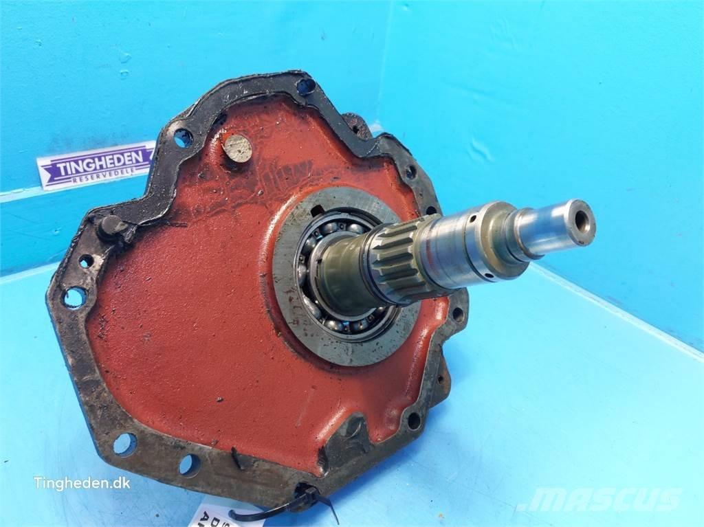 CASE 7130 أجهزة نقل