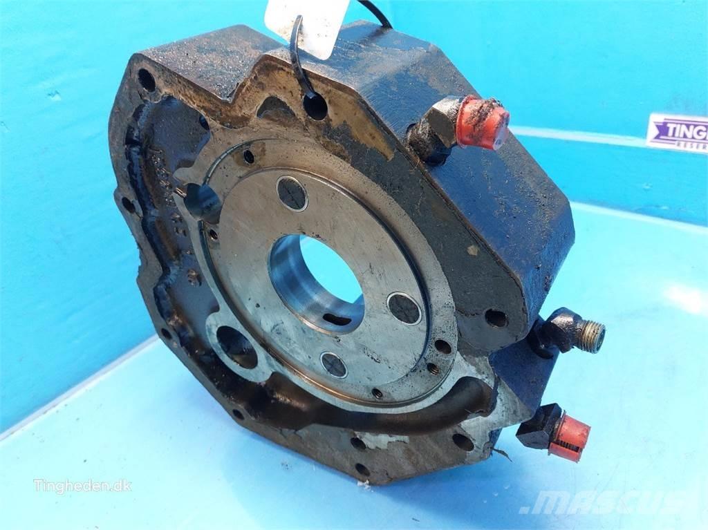 CASE 7130 أجهزة نقل