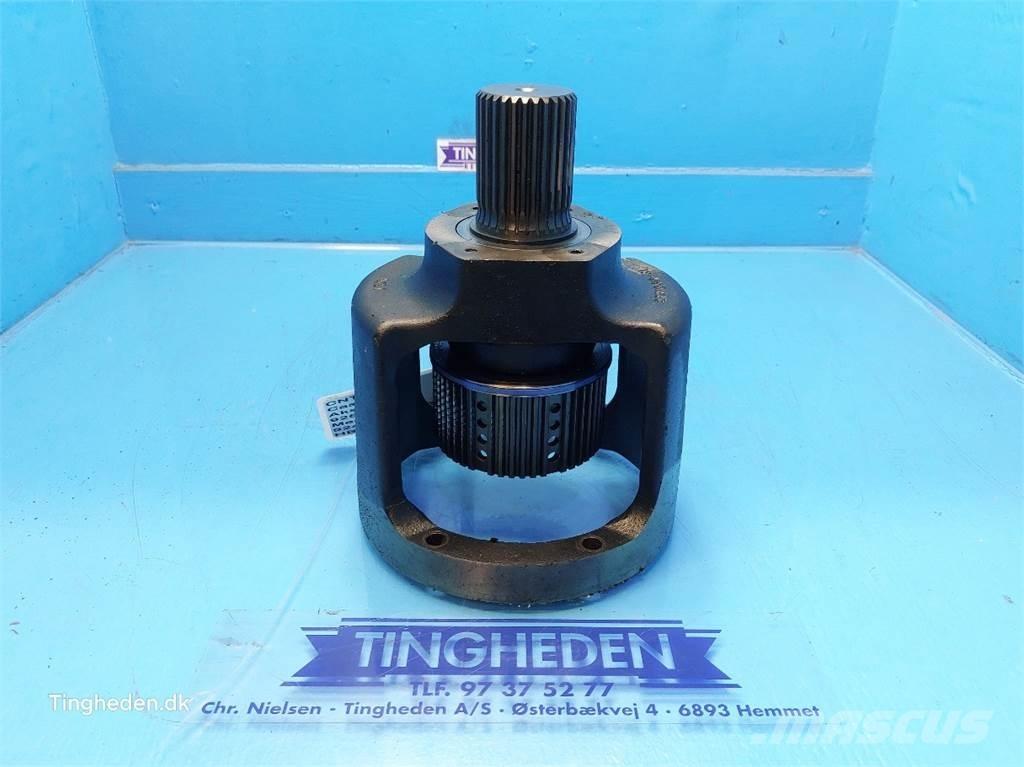 CASE 7130 أجهزة نقل