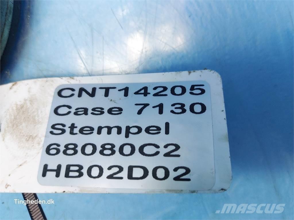 CASE 7130 أجهزة نقل