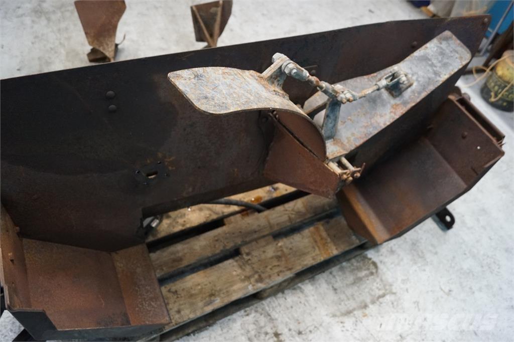 CASE 8010 ملحقات الحصادات
