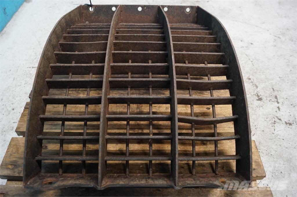 CASE 8010 ملحقات الحصادات