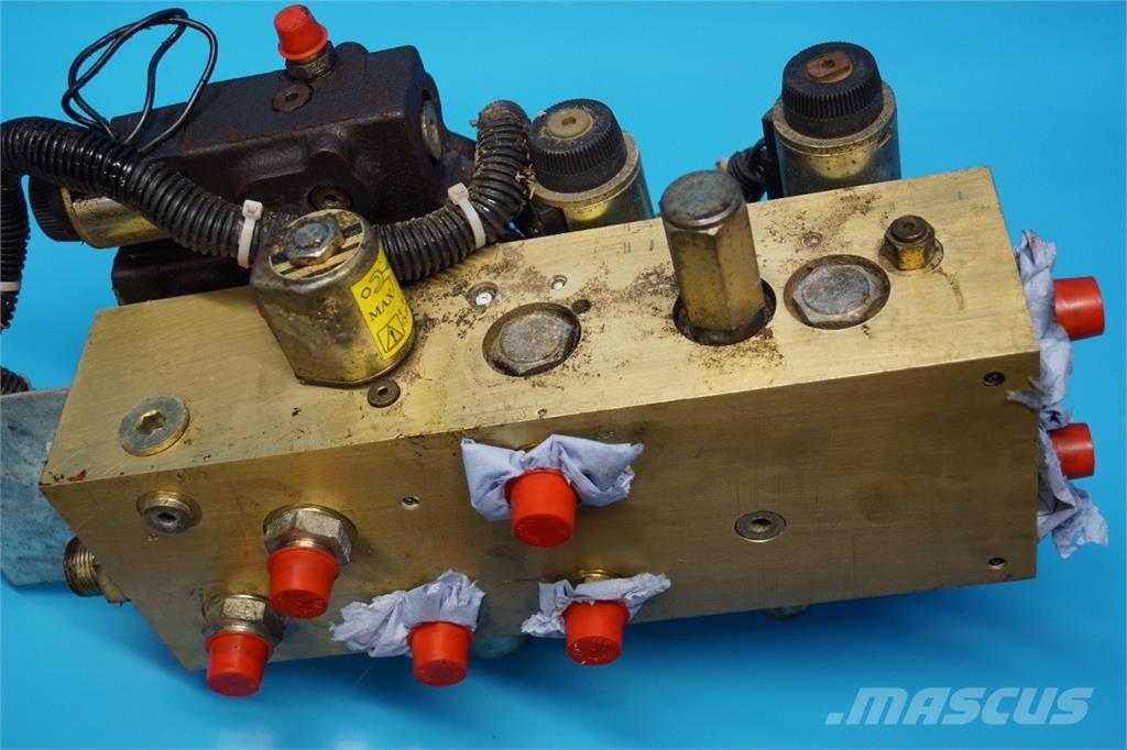CASE 8010 هيدروليات
