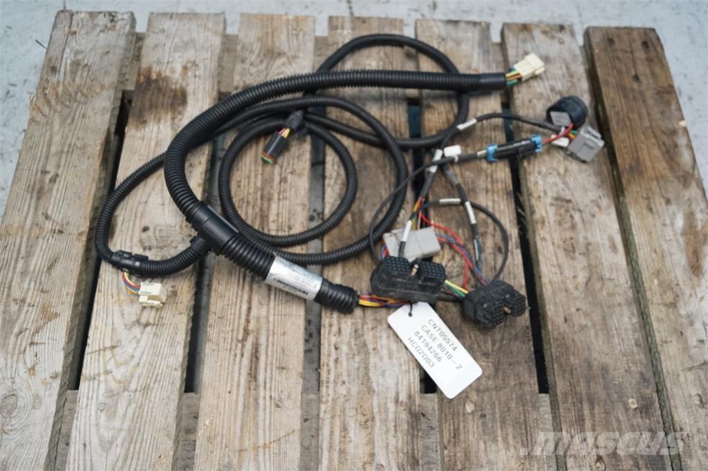 CASE 8010 إلكترونيات