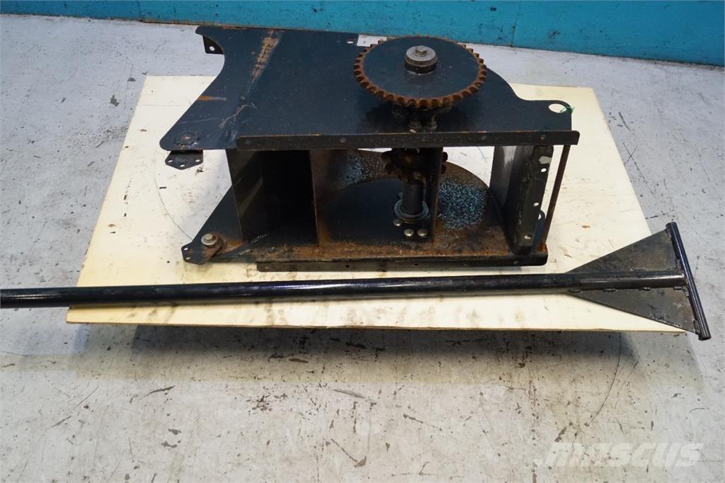 CASE 8010 ملحقات الحصادات