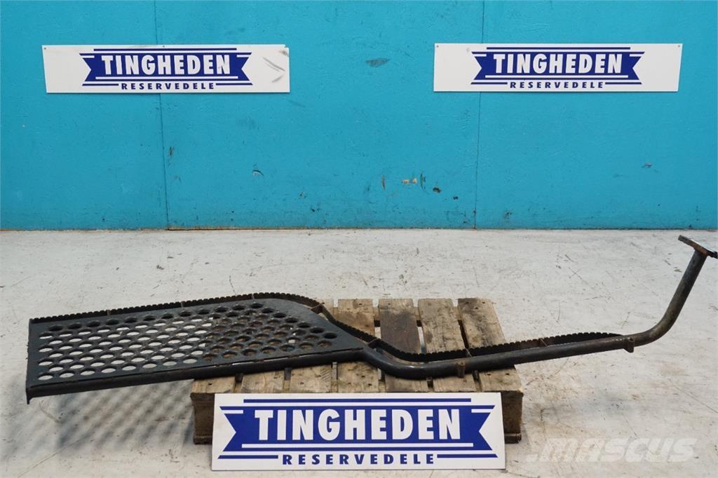 CASE 8010 ماكينات زراعية أخرى