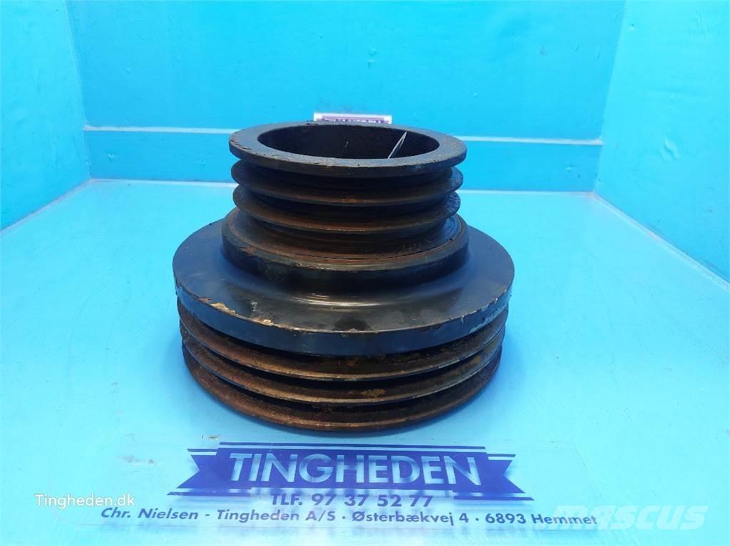 CASE 8010 ماكينات زراعية أخرى