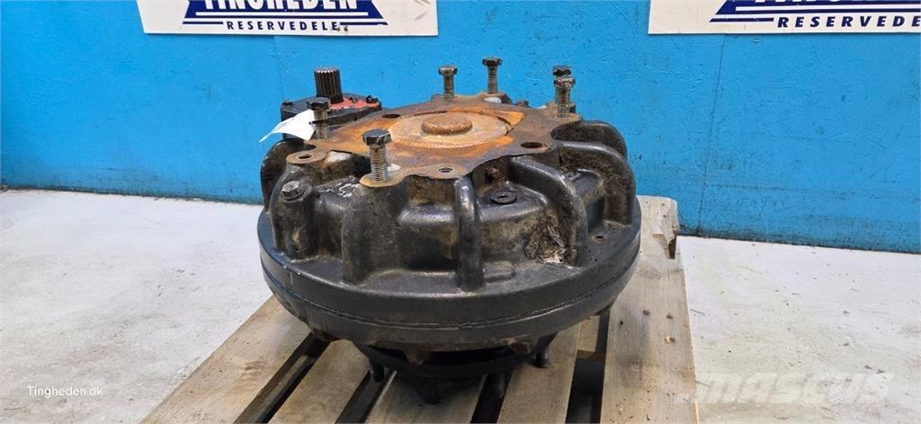 CASE 8010 ملحقات الحصادات