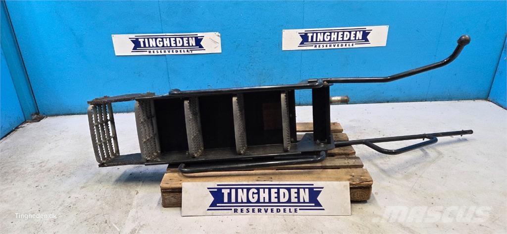 CASE 8010 ماكينات زراعية أخرى