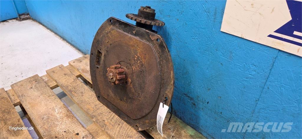 CASE 8010 أجهزة نقل