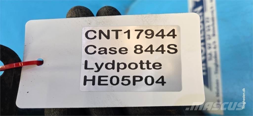 CASE 844S محركات