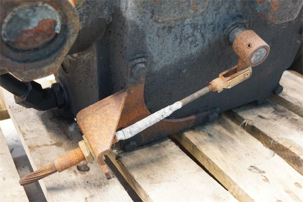 CASE 9230 أجهزة نقل