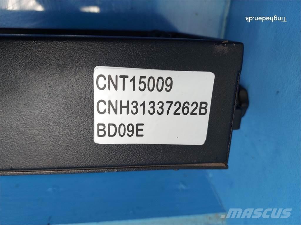 CASE CF80 إلكترونيات