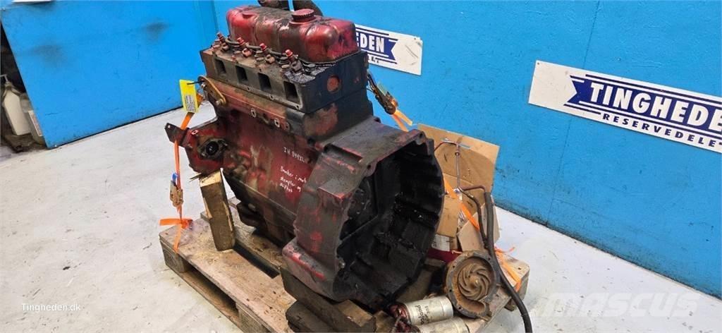 CASE D268 محركات